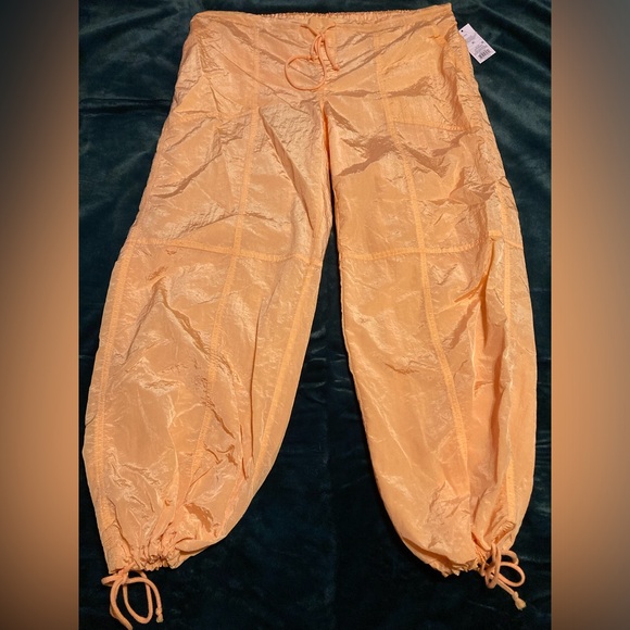 NWT Wild Fable Windbreaker Utility Nylon Joggers Festival Streetwear Pants - Picture 3 of 16